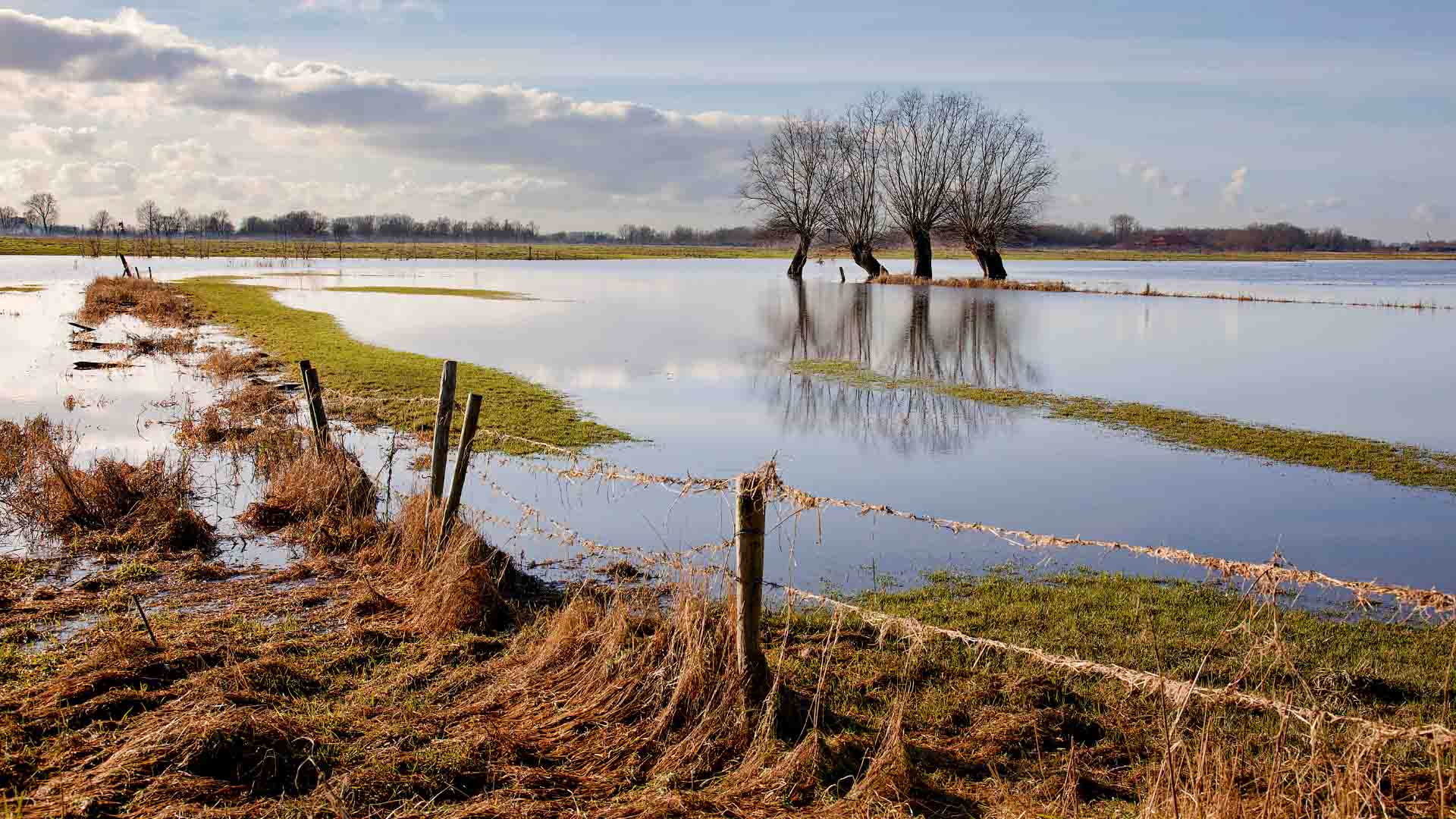 Flooding on fields in Gloucestershire